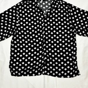 NOVA MEN Button-Up Shirt Mens M Black White Diamond Print Short Sleeve